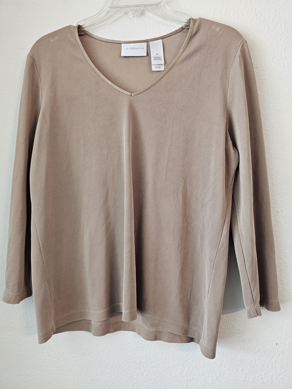 Liz Claiborne Women's V-Neck Long Sleeve Top - Taupe
